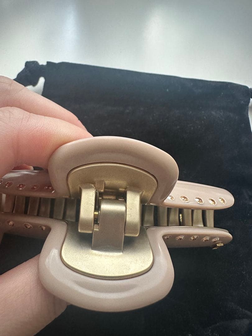 アレクサンドルドゥパリ　クリップベージュL