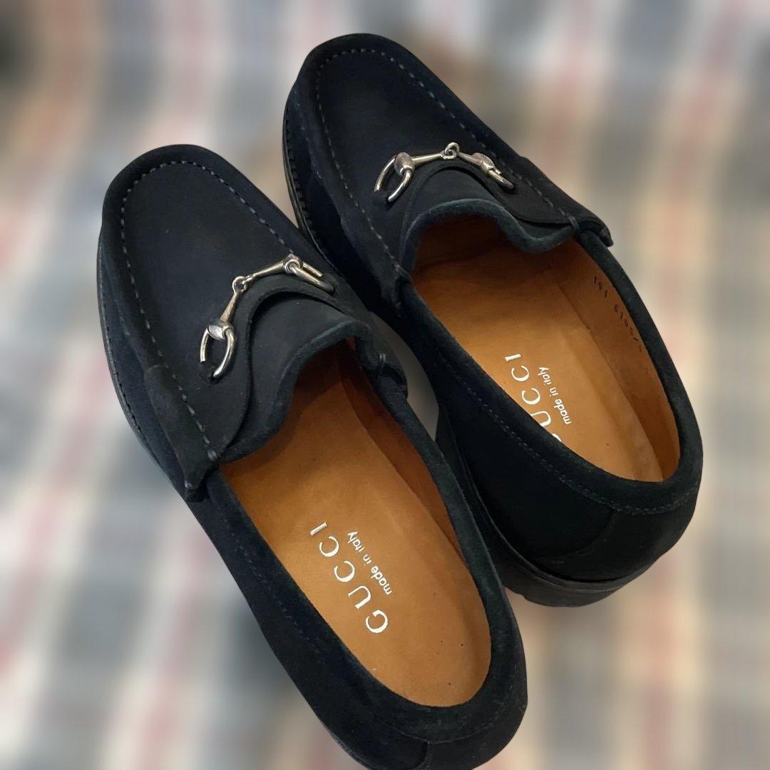 グッチ　ブラックスエードビットローファー