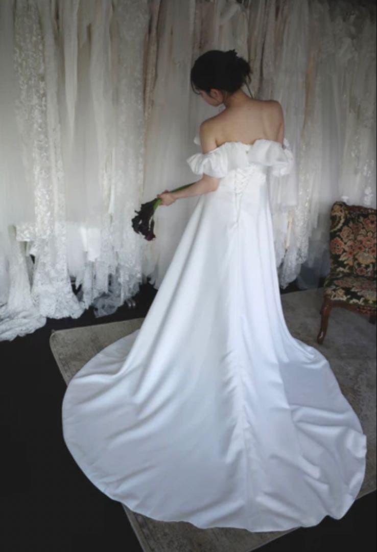 ドレスプロダクション　ウエディングドレス