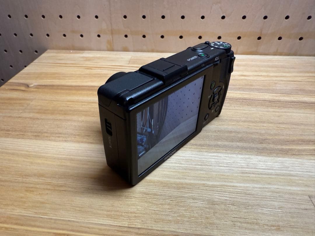 【ショット数911回】 RICOH GR DIGITAL III + GC-4