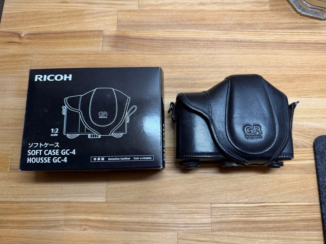 【ショット数911回】 RICOH GR DIGITAL III + GC-4