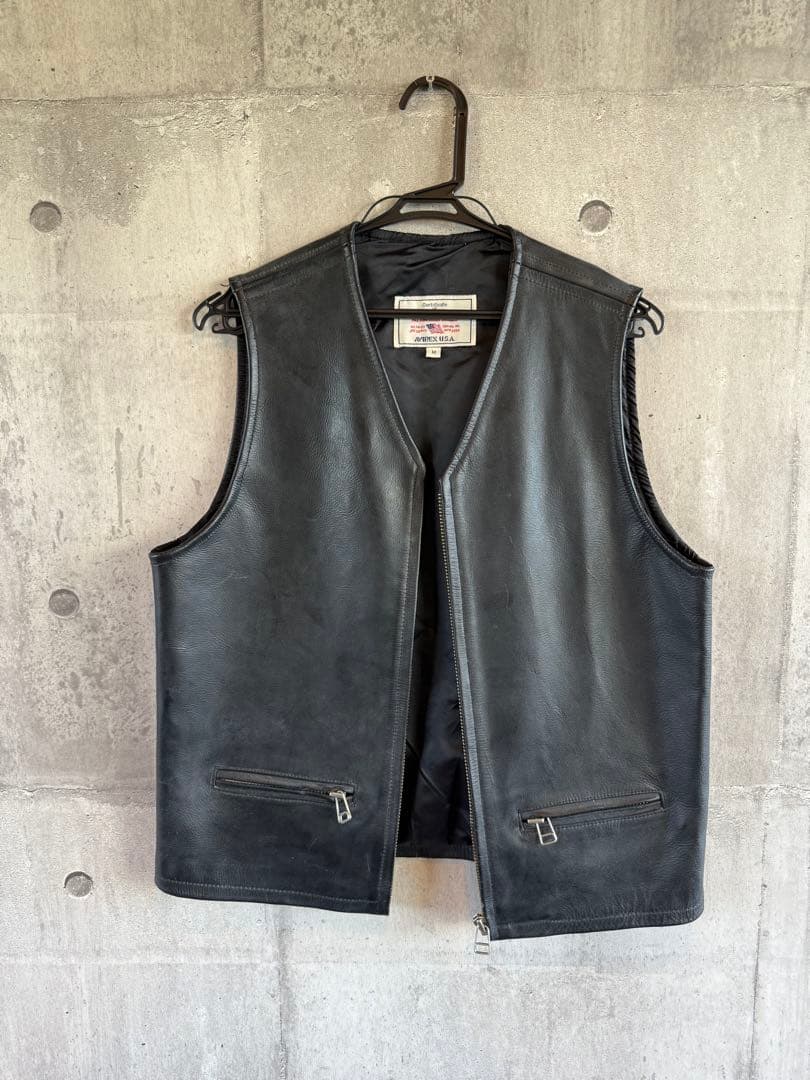 AVIREX USA ブラック革ベスト
