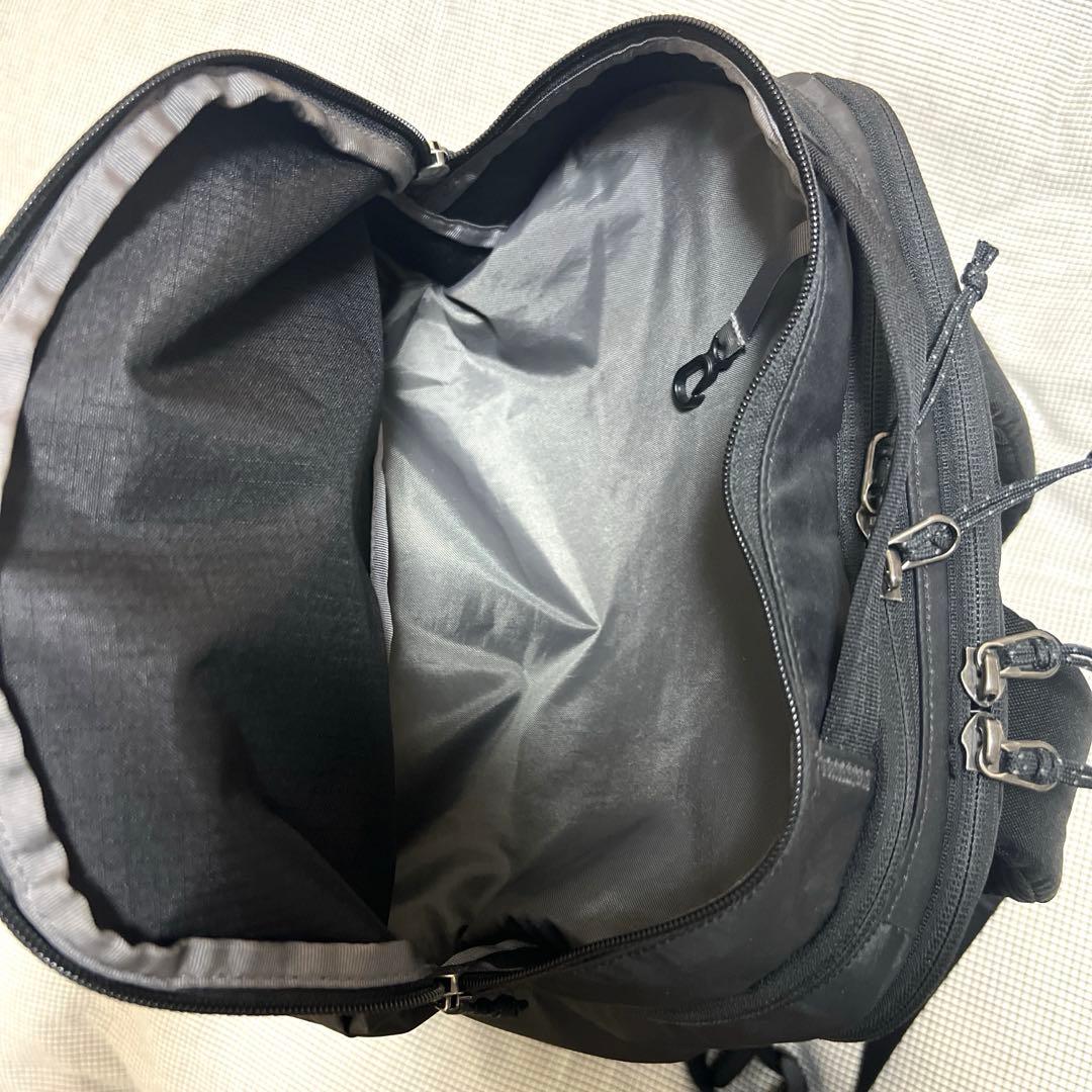 パタゴニア ブラックホール・パック 32L