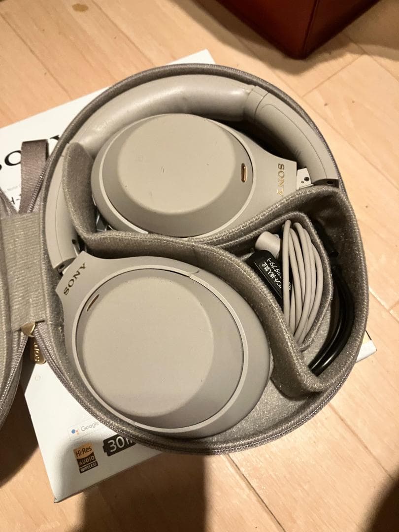 SONY WH-1000XM4 ワイヤレスヘッドホン シルバー ジャンク