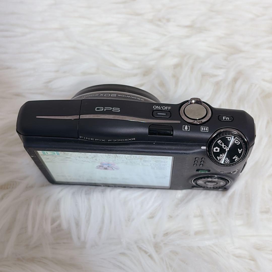 FUJIFILM FinePix F770 EXR 20倍ズーム