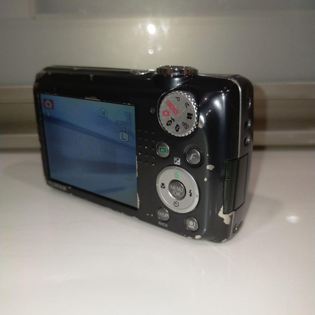 【動作品】FUJIFILM FINEPIX F70EXR ブラック 充電器付き