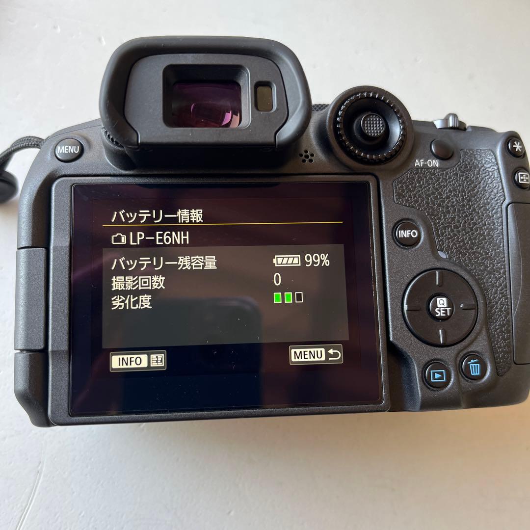【美品】Canon EOS R7 ミラーレス一眼 本体