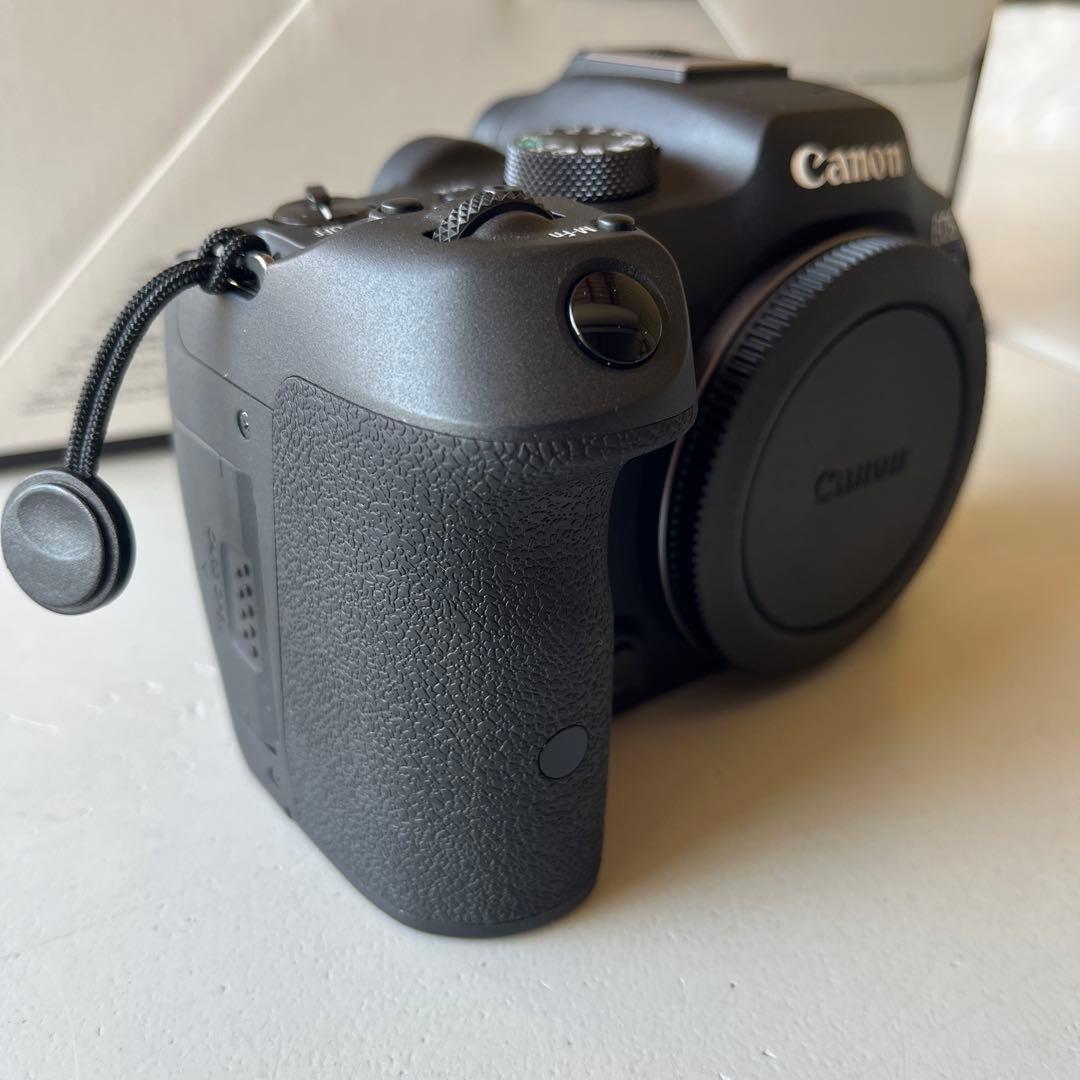 【美品】Canon EOS R7 ミラーレス一眼 本体