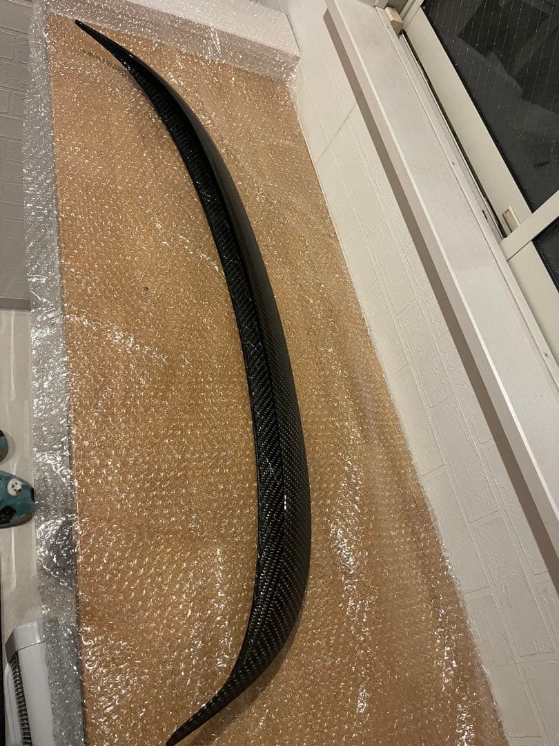 アバルト　KOSHI カーボン　　　　　　　　　ルーフスポイラー