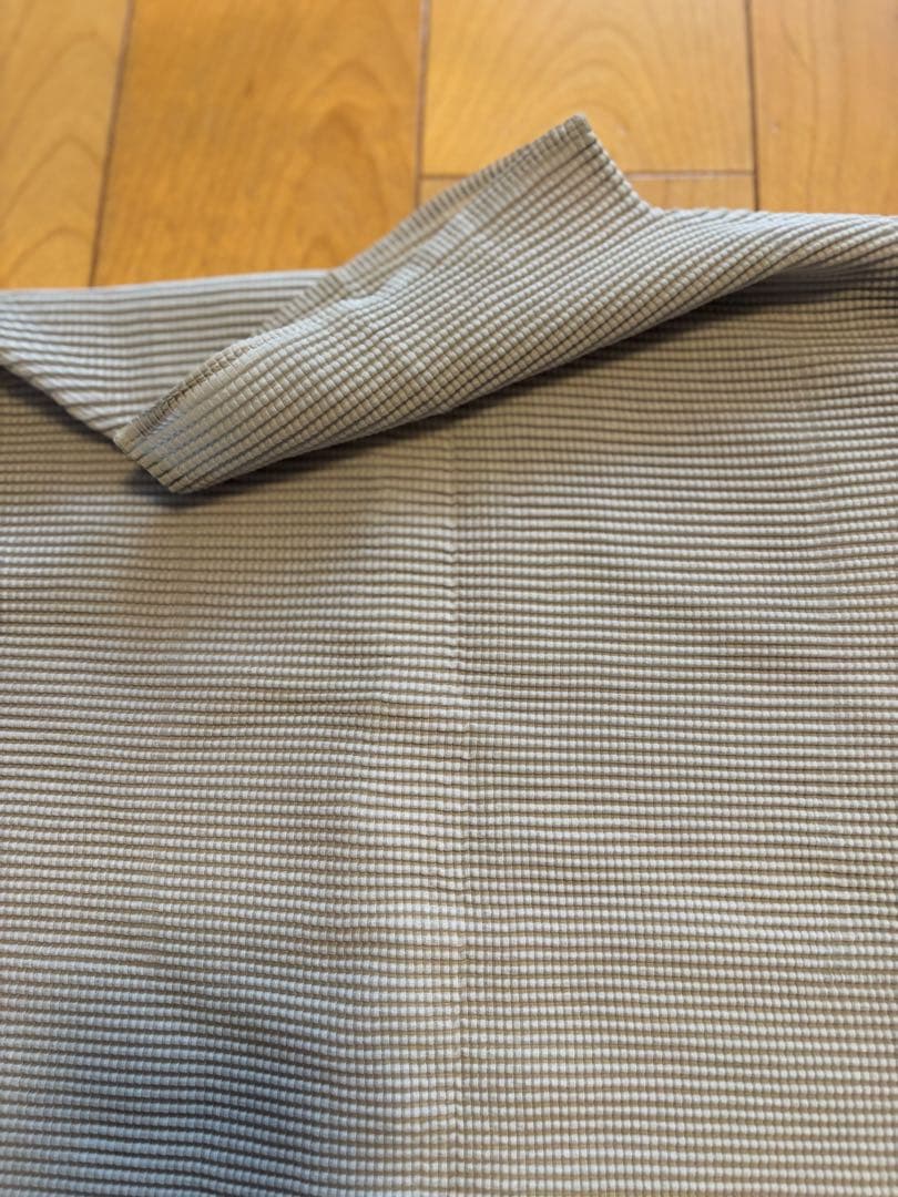 ISSEY MIYAKE PLEATS(T.)　トップス