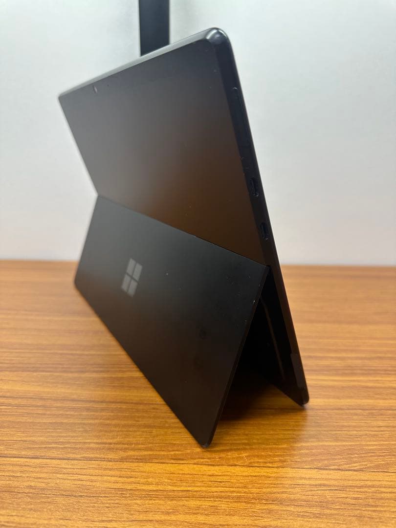 Windowsタブレット本体 2.Microsoft Surface Pro X SQ1 4G LTE