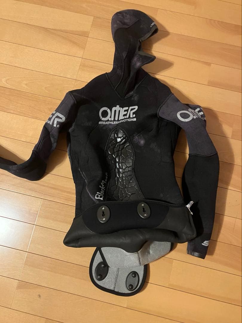 Omarウェットスーツ ブラックムーン 魚突き　スピアフィッシング