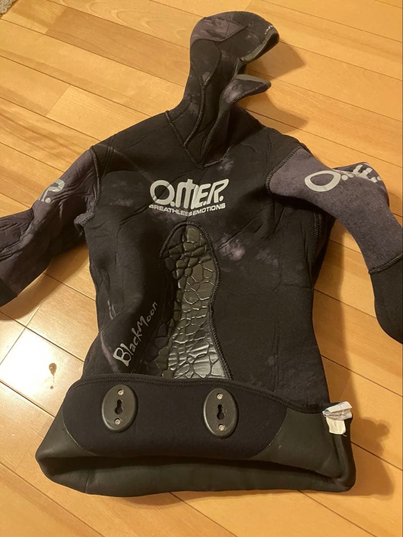 Omarウェットスーツ ブラックムーン 魚突き　スピアフィッシング