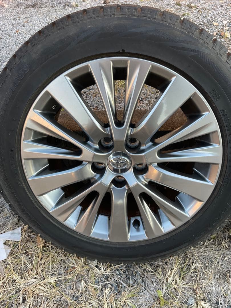 20ヴェルファイア ゴールデンアイズ2 純正ホイールスタッドレスタイヤ４本セット