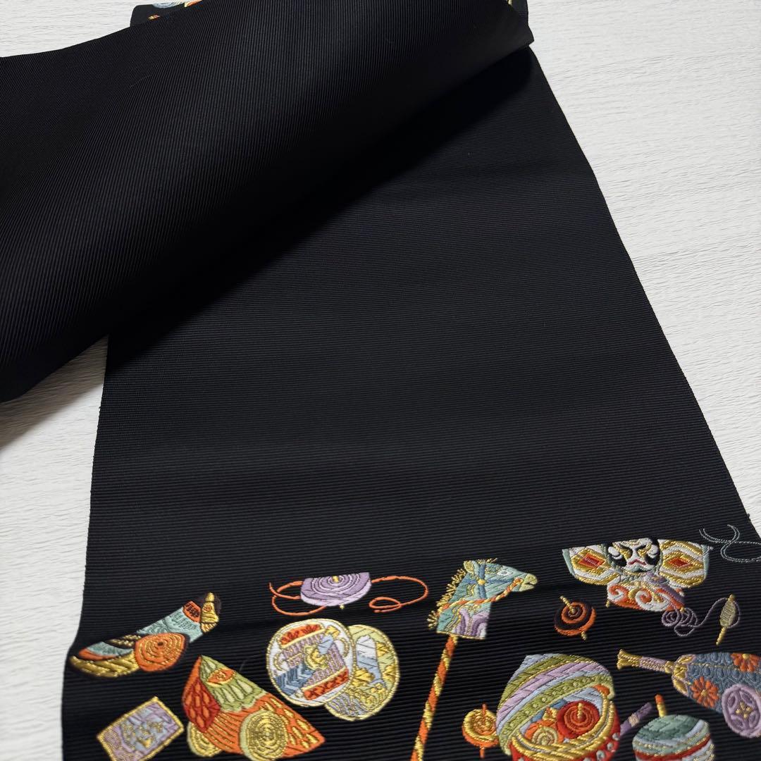 m-62 西陣 山下織物 遠野物語 袋帯 唐織 正絹 黒地 美品