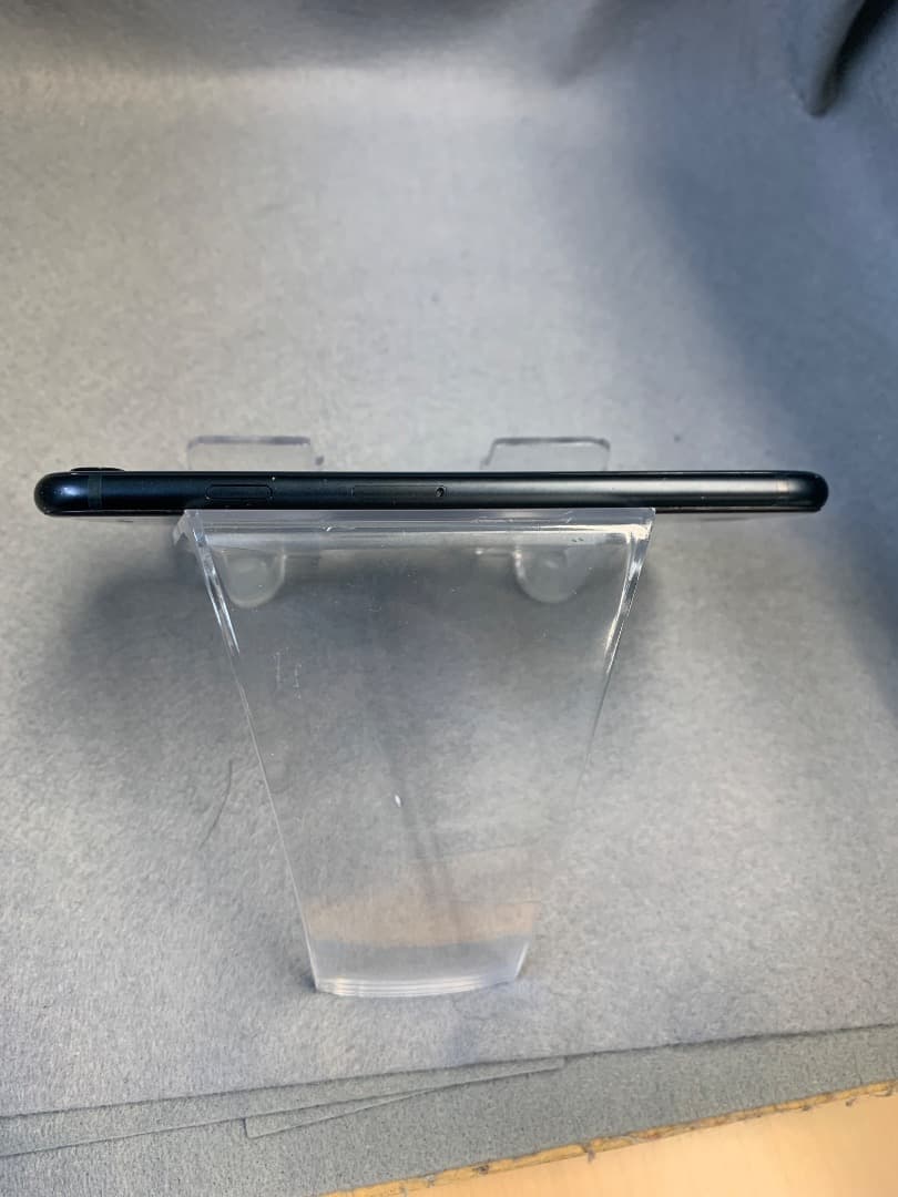 美品　国内版　SIMフリー　iPhoneSE 第3世代　 64GB ミッドナイト