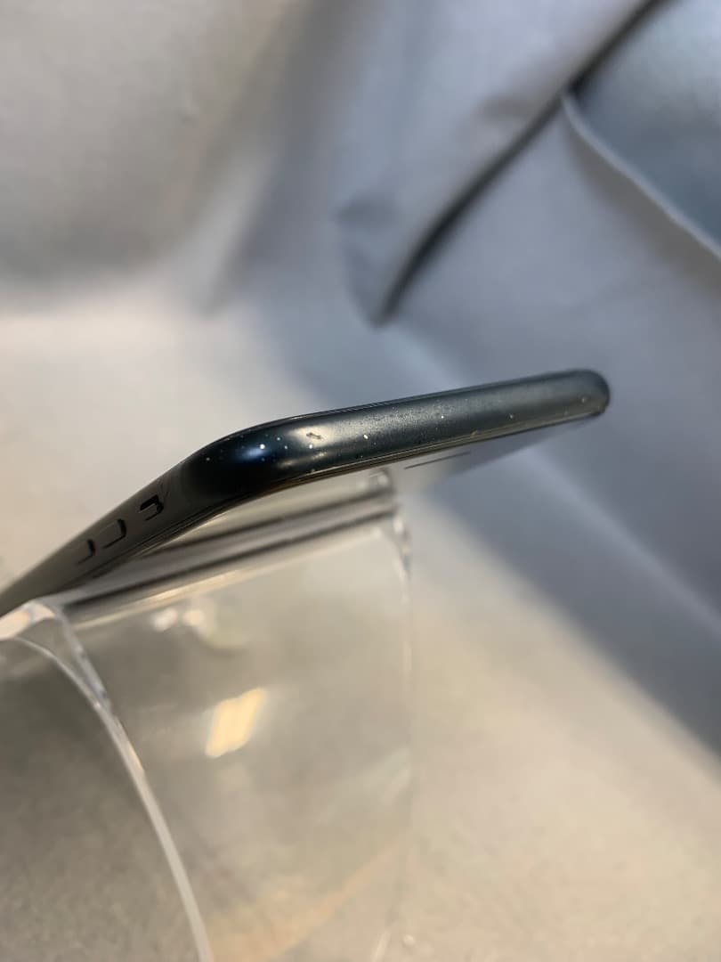 美品　国内版　SIMフリー　iPhoneSE 第3世代　 64GB ミッドナイト