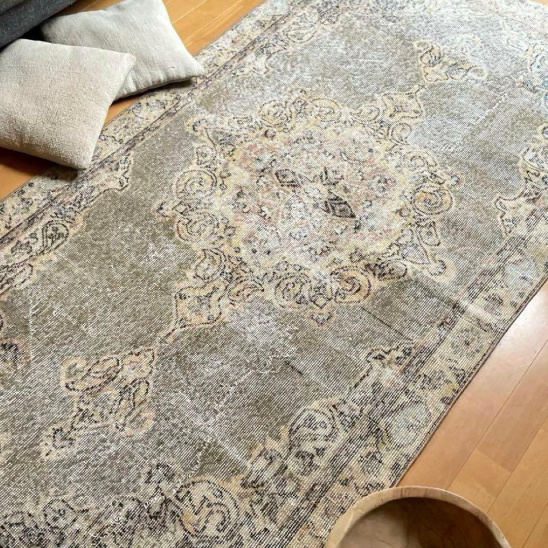 メダリオン　擦れシャビー　トルコヴィンテージラグ