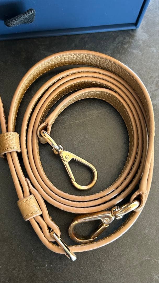 しぃちゃん　iPhoneストラップ&マルチケース