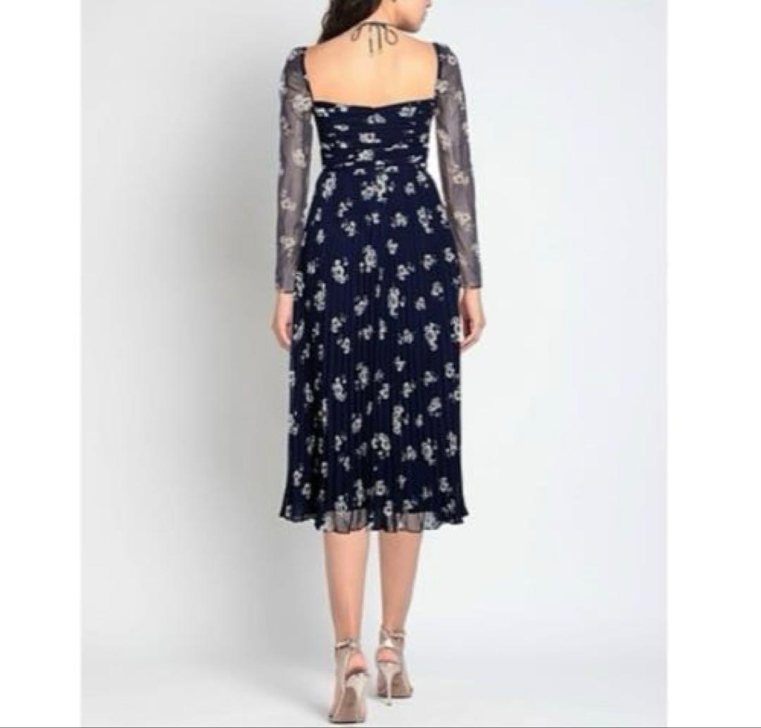 T*様 セルフポートレイト　パンジープリント　シフォン　カットアウト　ミディドレ