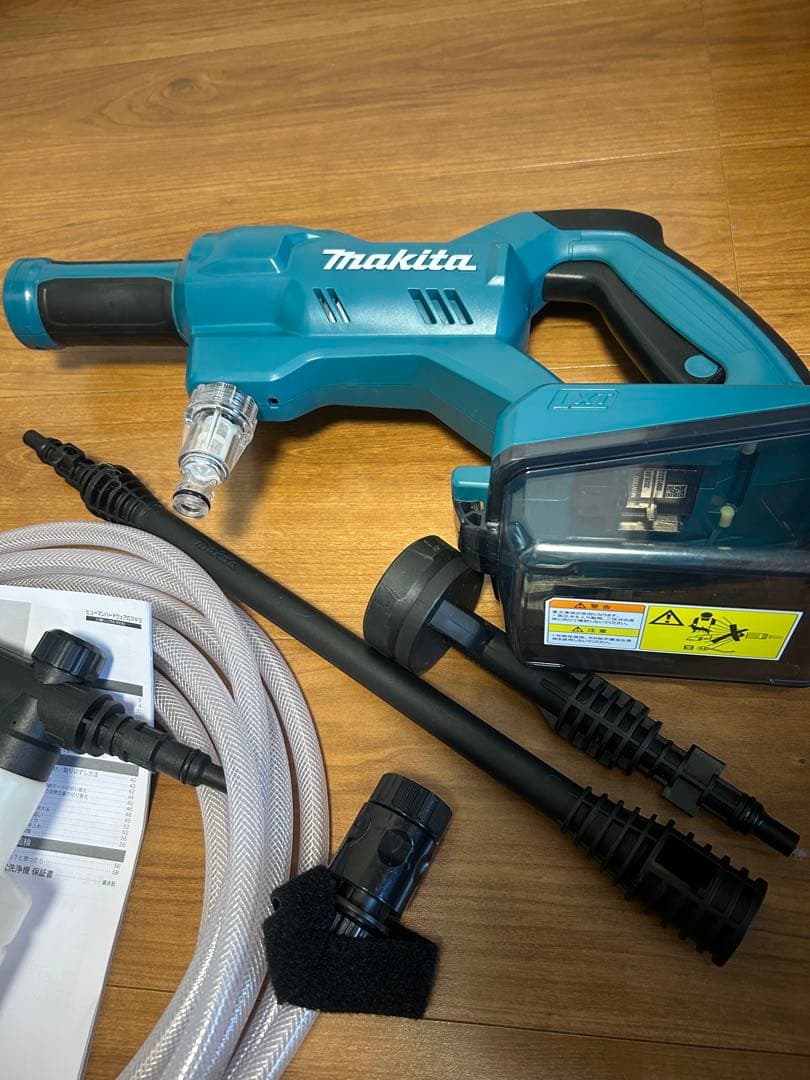 Makita マキタ　高圧洗浄機 MHW180D 本体