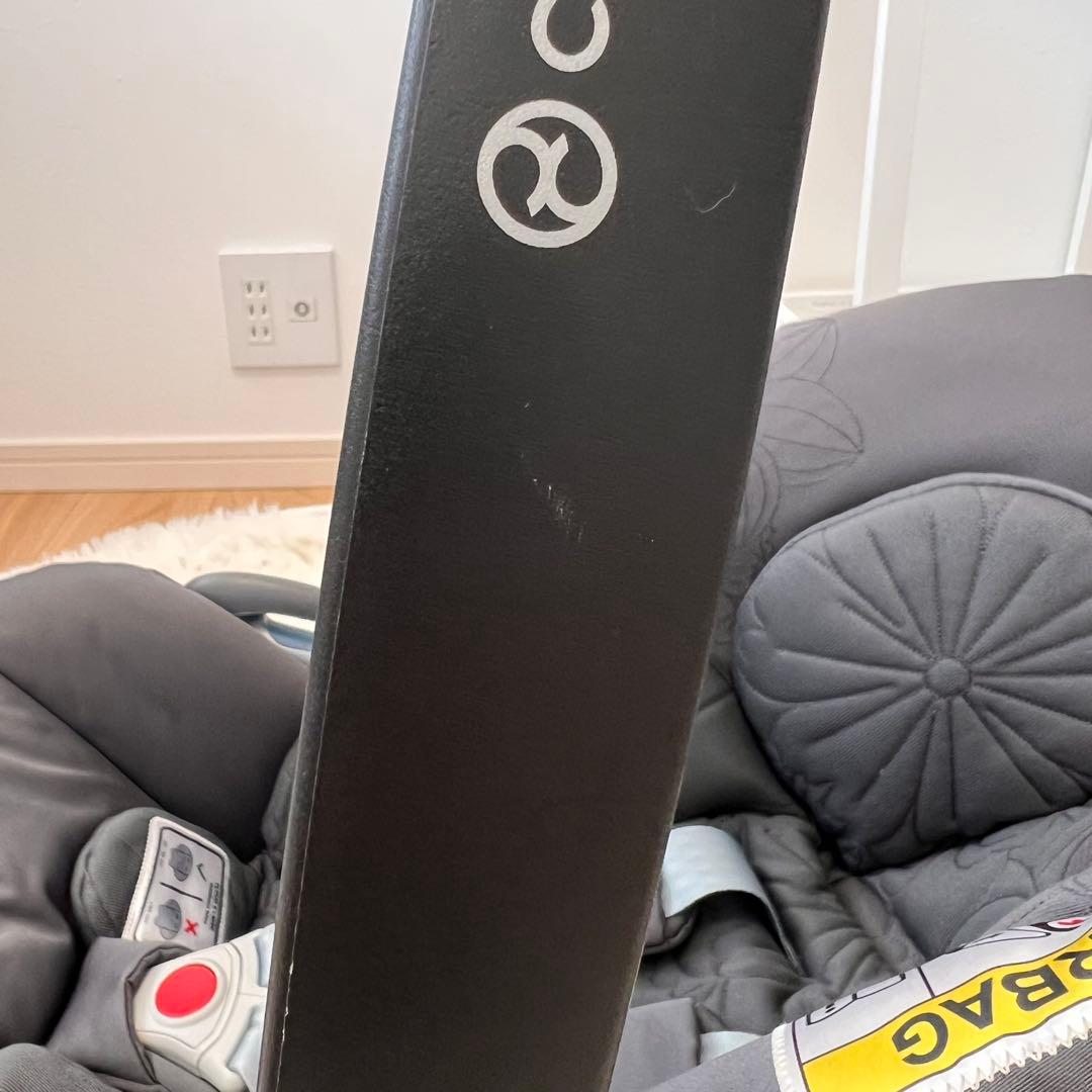 【限定品】Cybex Cloud Z ベビーシート シンプリーフラワーズ