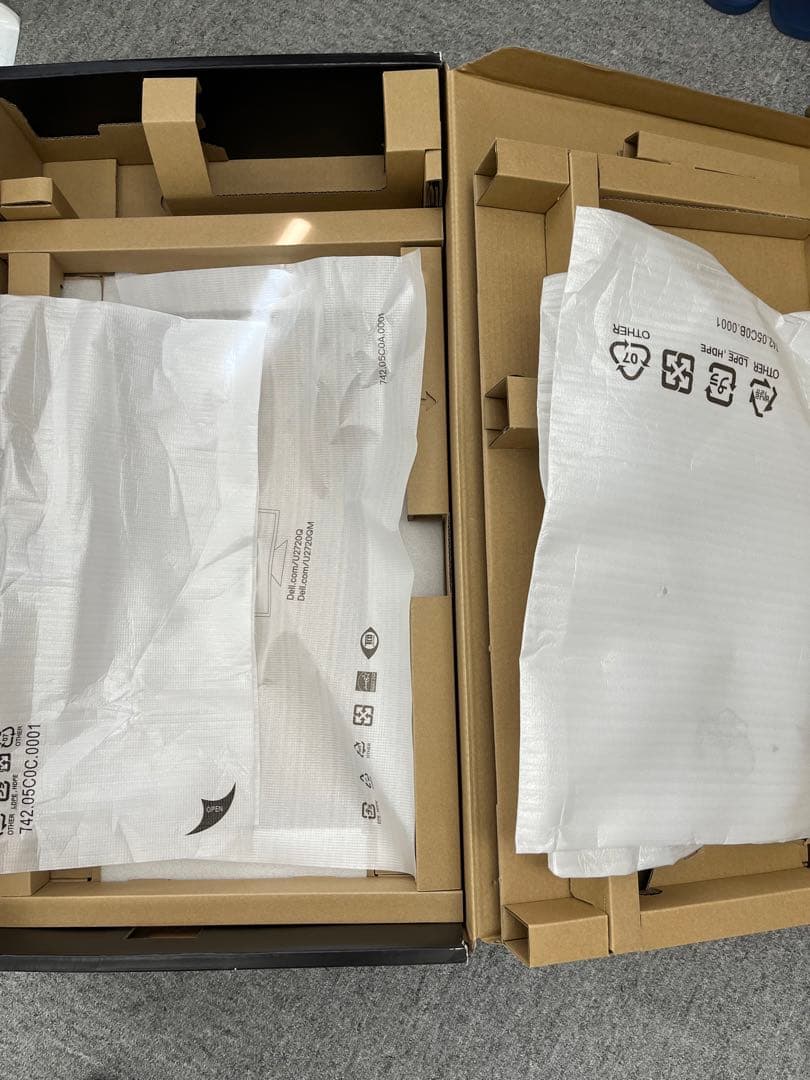 [極美品]DELL U2720Q 27インチ 4Kモニター 204時間 低使用