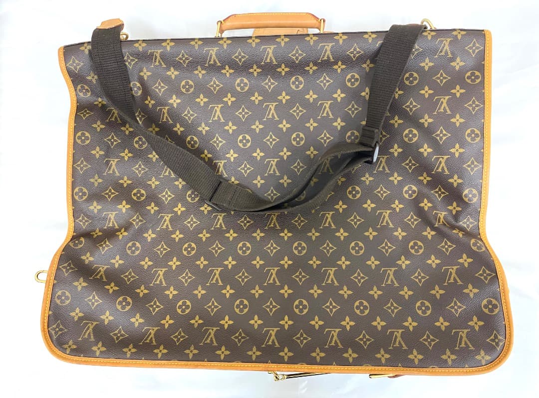 ルイヴィトン モノグラム ポルタブル バンドリエール M23418