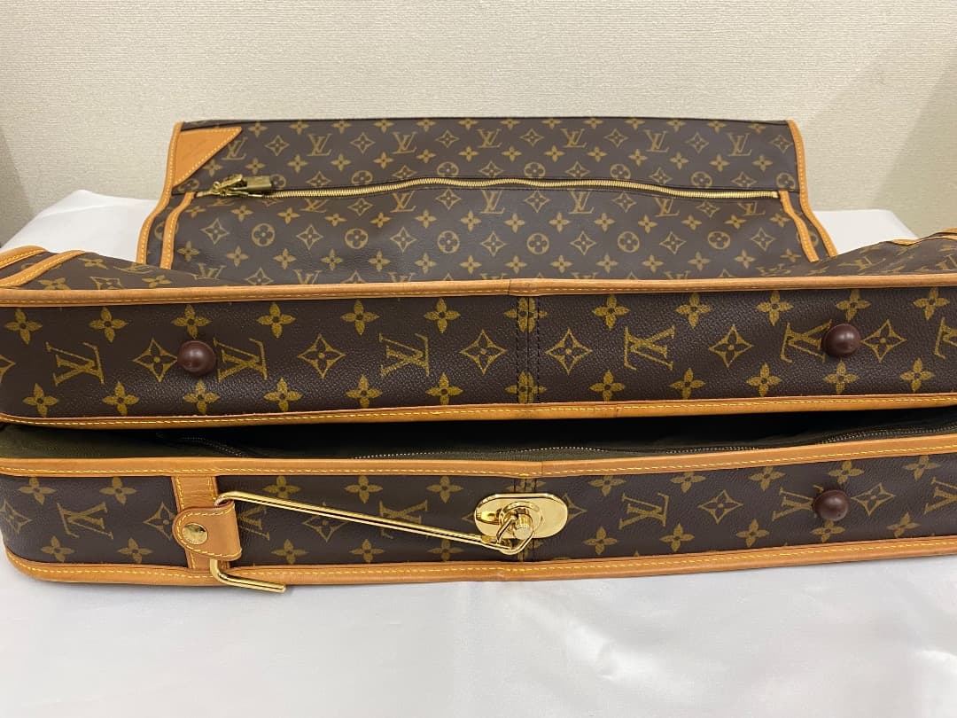 ルイヴィトン モノグラム ポルタブル バンドリエール M23418