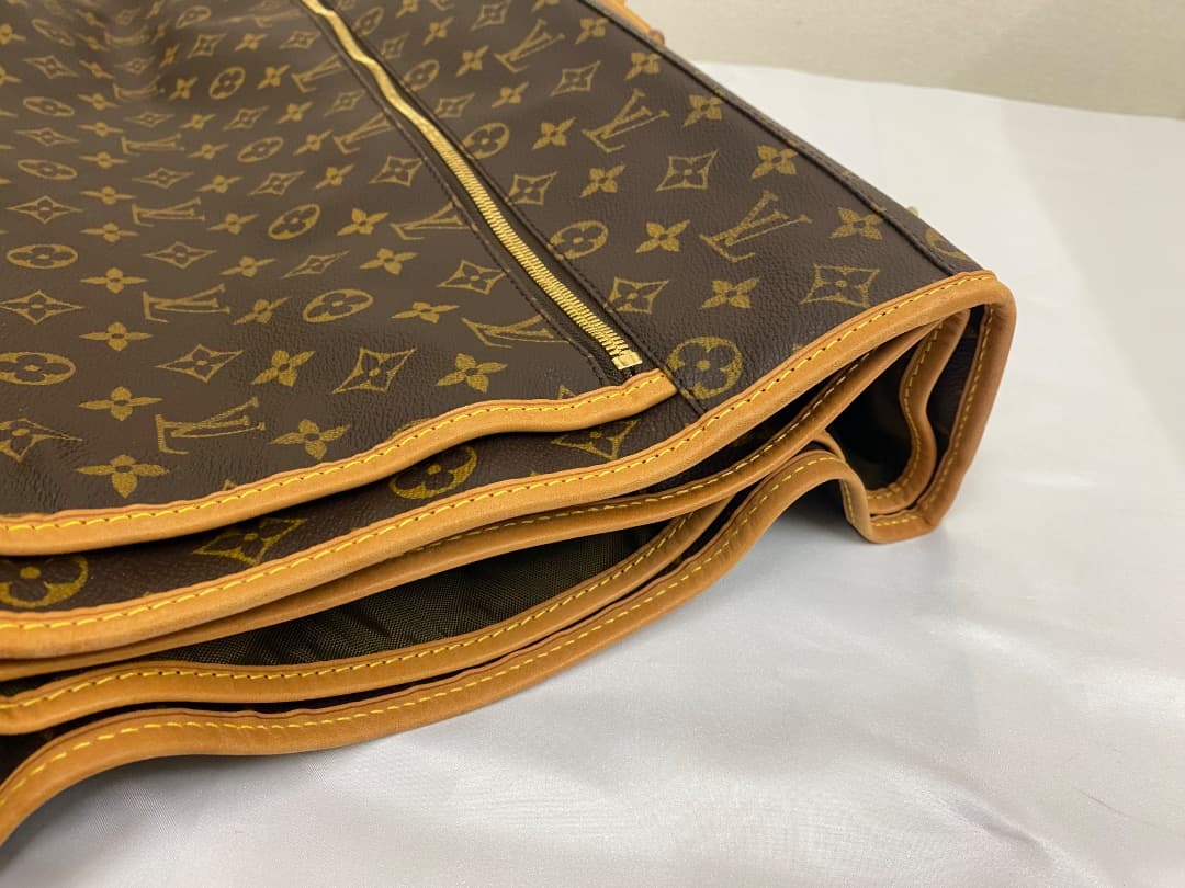 ルイヴィトン モノグラム ポルタブル バンドリエール M23418