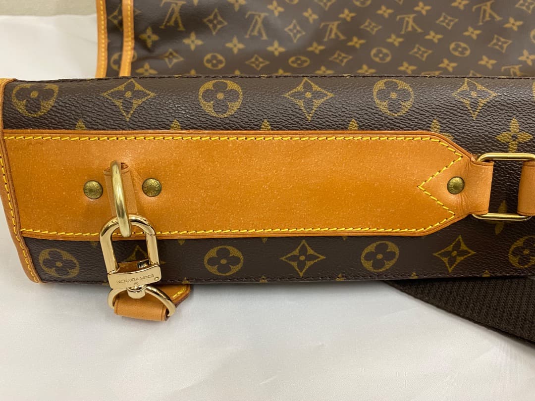 ルイヴィトン モノグラム ポルタブル バンドリエール M23418