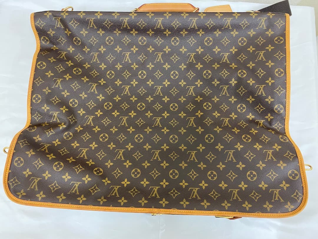 ルイヴィトン モノグラム ポルタブル バンドリエール M23418
