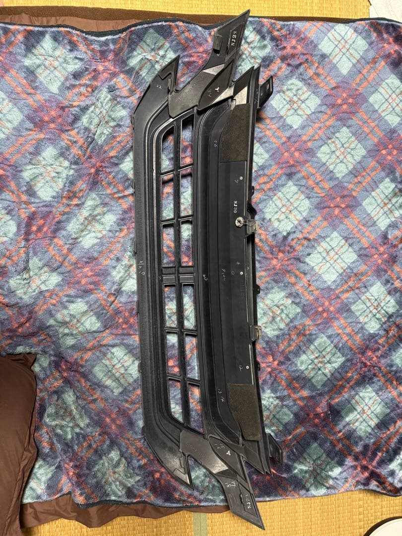 フロントグリル 30ヴェルファイア前期ZG