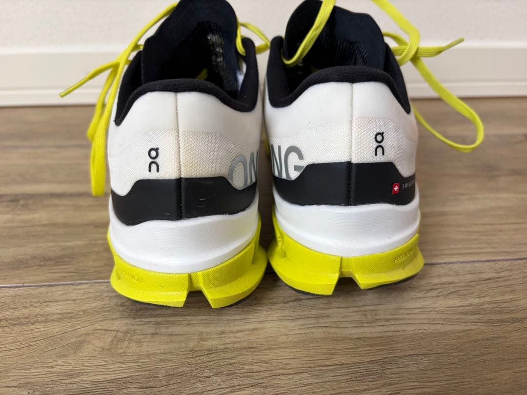 スパイク・シューズ On Cloudflow5 25.5cm