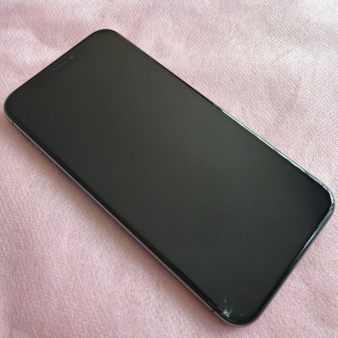 iPhone X 本体 ひび割れあり　ケースおまけ付き