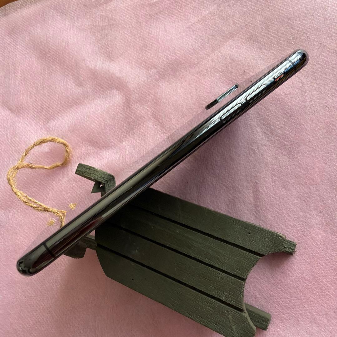 iPhone X 本体 ひび割れあり　ケースおまけ付き