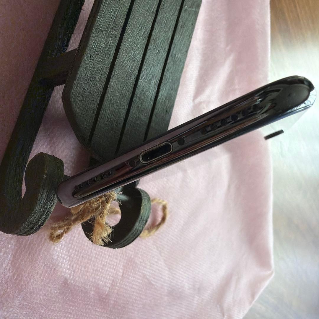 iPhone X 本体 ひび割れあり　ケースおまけ付き