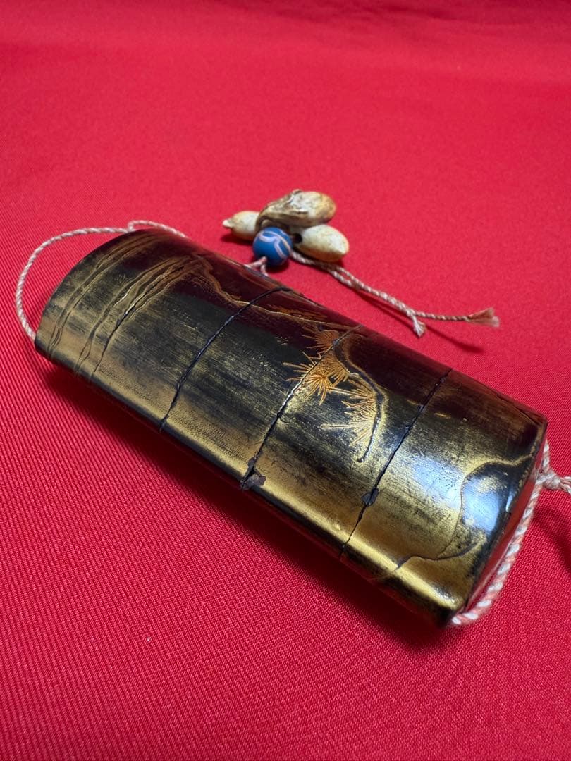 印籠 ★☆ 根付 緒締 堤物 提げ物 骨董 古美術 時代 老松図 金蒔絵