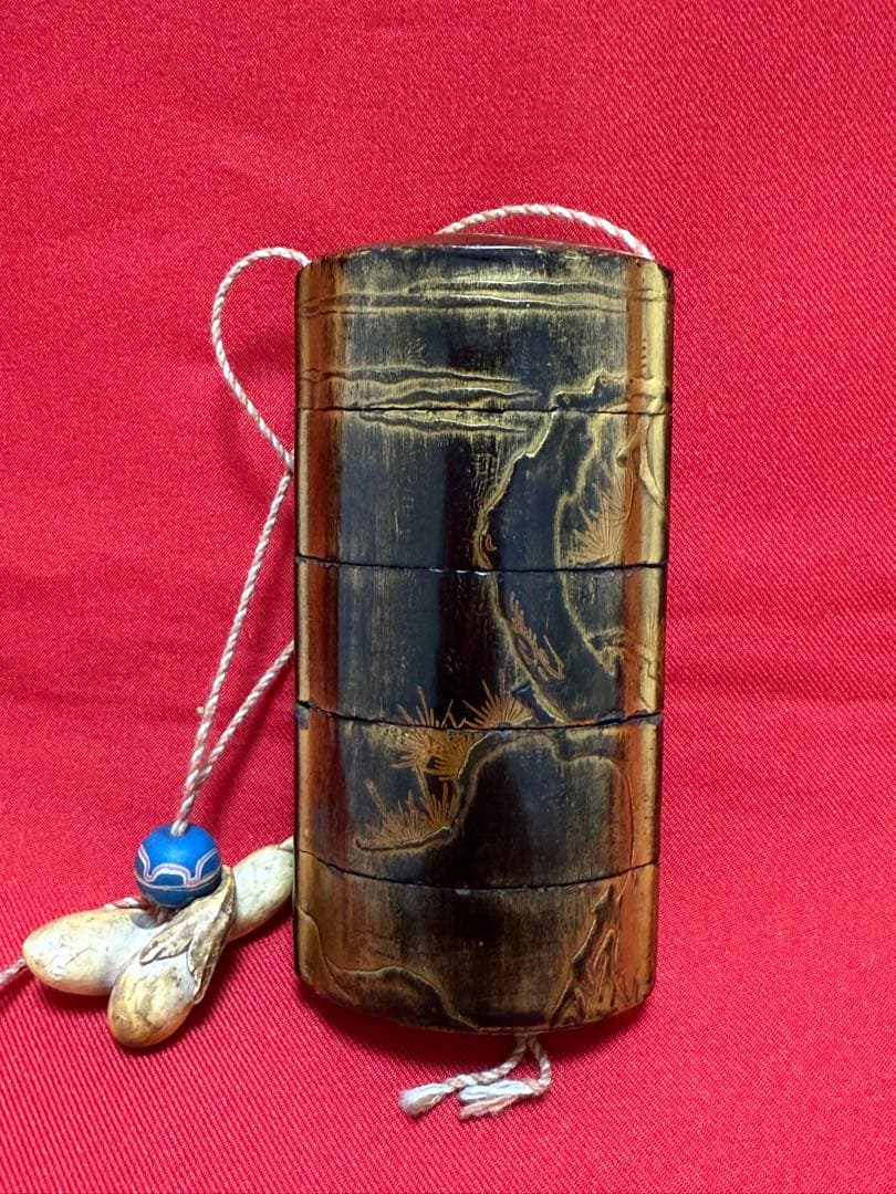 印籠 ★☆ 根付 緒締 堤物 提げ物 骨董 古美術 時代 老松図 金蒔絵