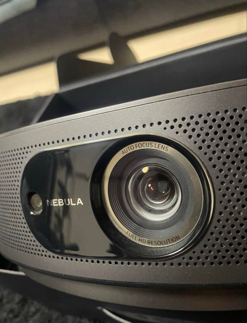 プロジェクター anker nebula cosmos