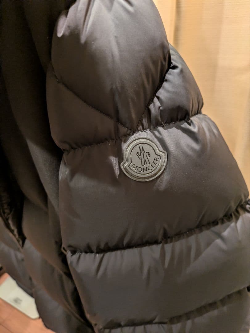モンクレール　ダウンジャケット　希少品ラヴェダ