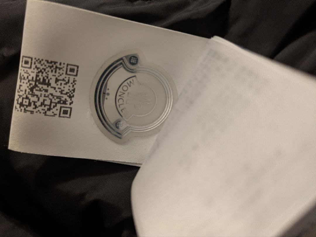 モンクレール　ダウンジャケット　希少品ラヴェダ