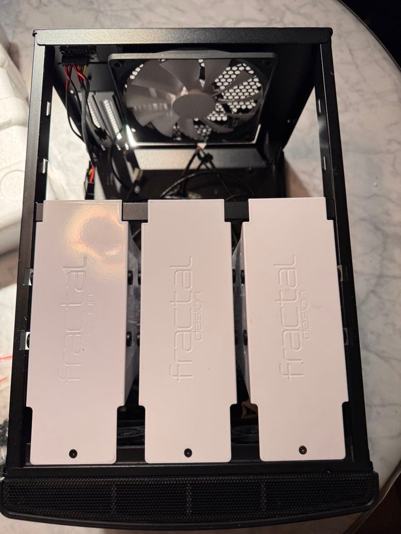 NODE304 PCケース fractal design