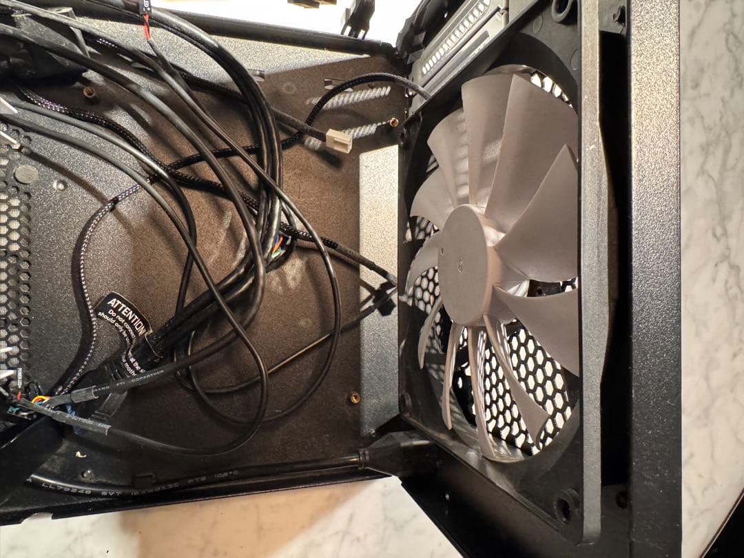 NODE304 PCケース fractal design