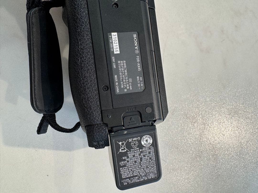 Sony 4K FDR-AX45 ビデオカメラ 本体