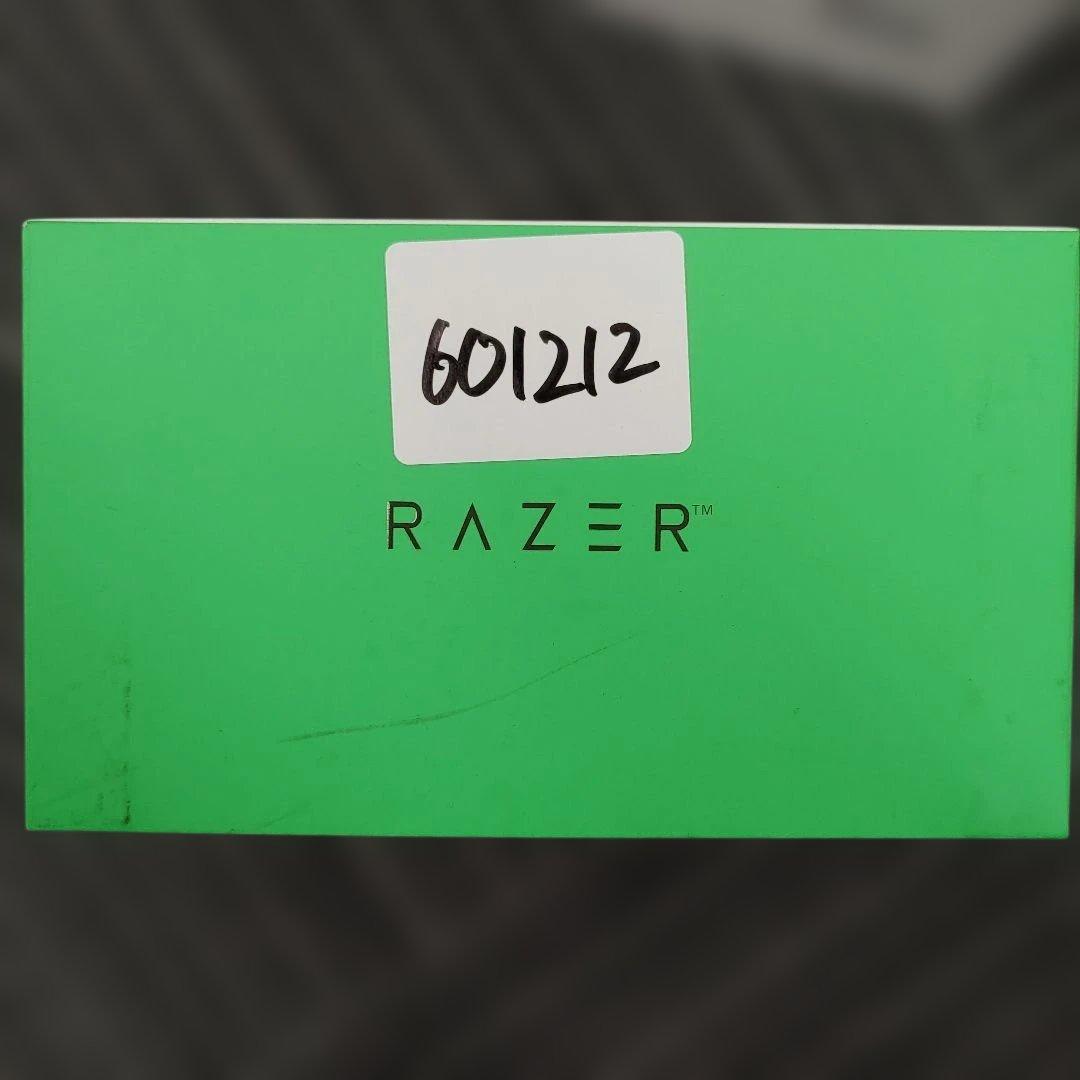 601212Razer Kishi Ultraモバイル ゲーミングコントローラー