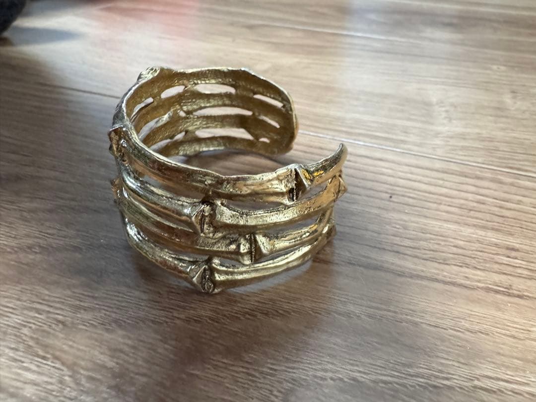 80s イヴ・サンローラン YSL gold l bangle