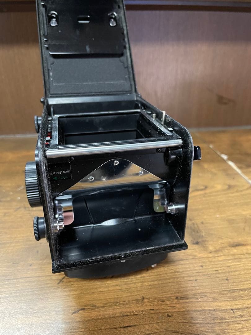 Yashica Mat-124 G 二眼レフカメラ