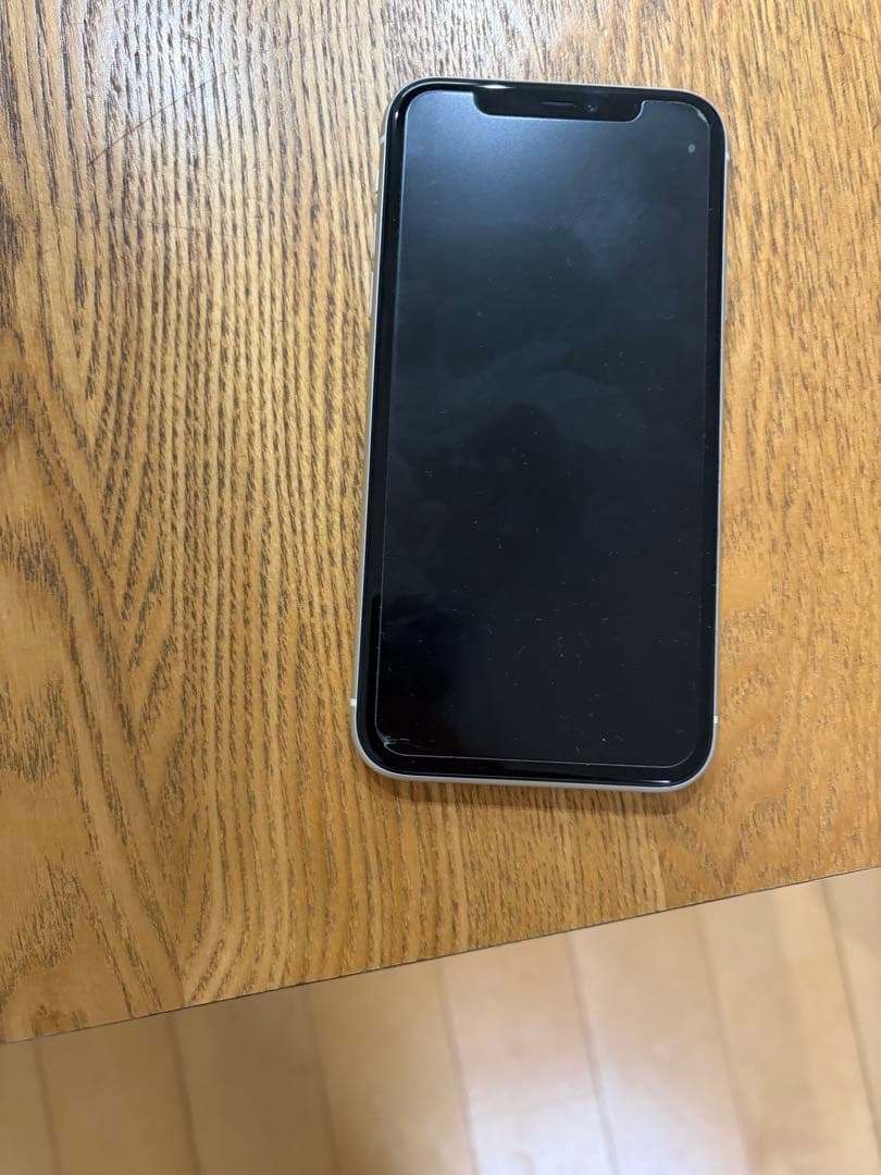 Apple iPhone 11 64GB ホワイト SIMロック解除済