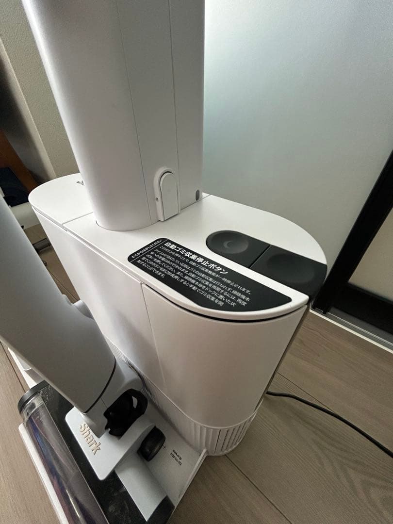 shark(シャーク) コードレススティッククリーナー LC351JWH